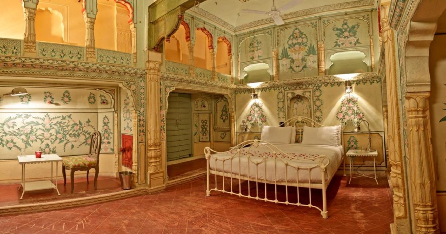 Vivaana Hotel Mandāwa Buitenkant foto
