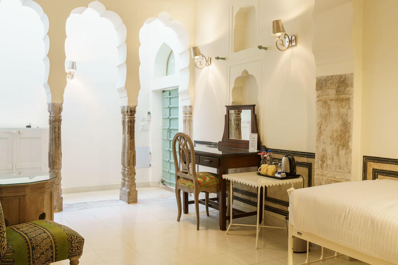 Vivaana Hotel Mandāwa Buitenkant foto