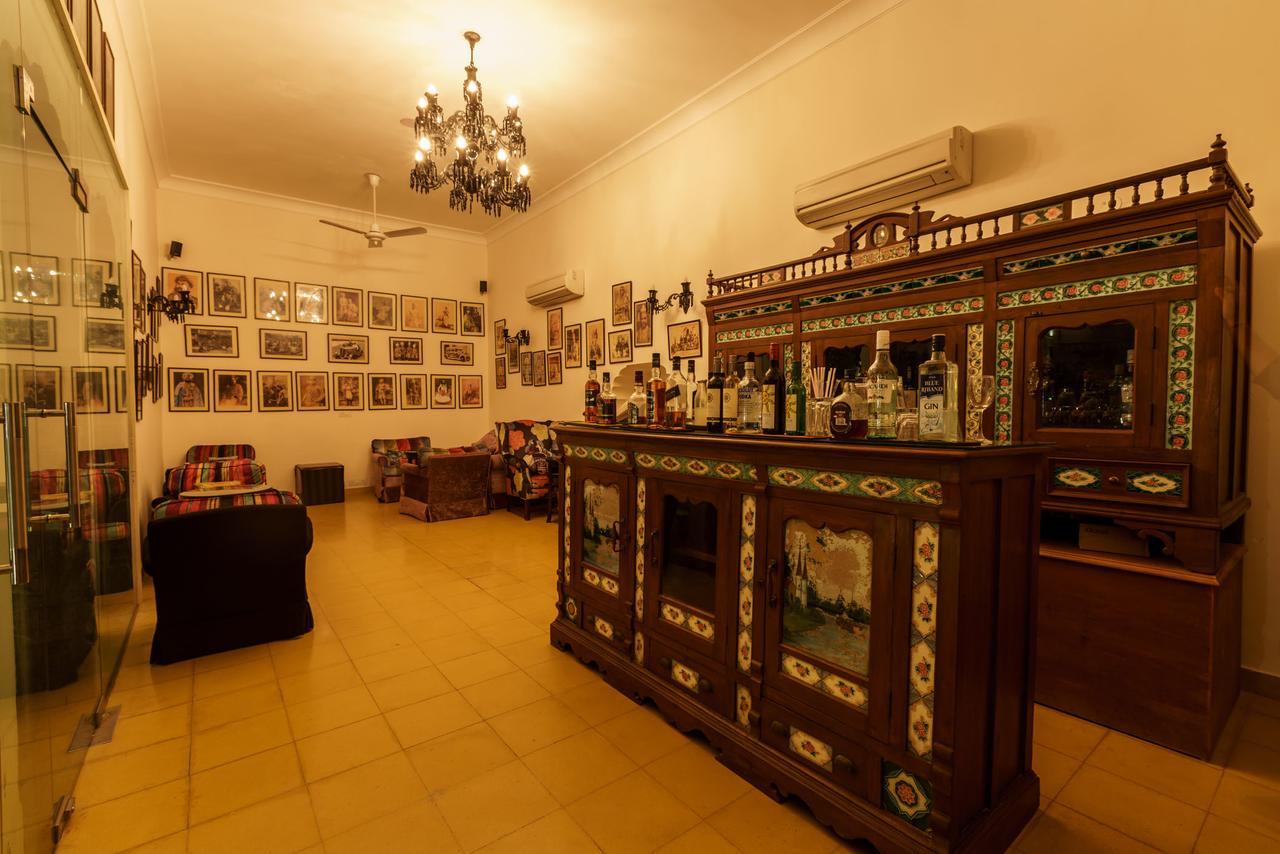 Vivaana Hotel Mandāwa Buitenkant foto